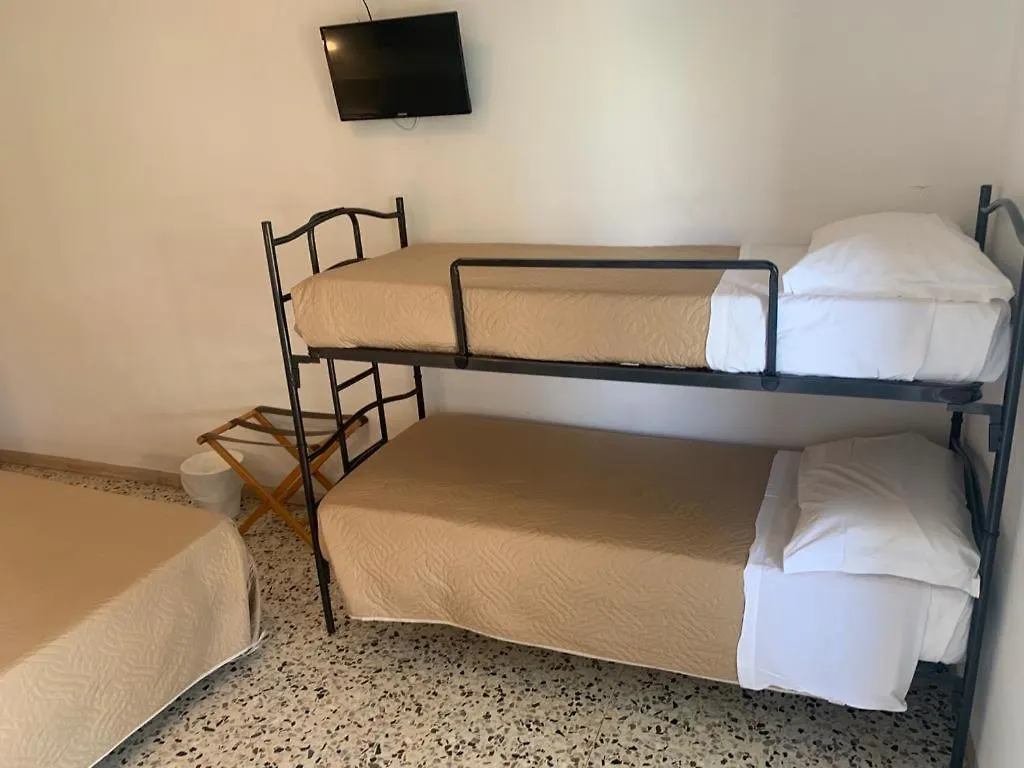 Hotel B&B Viamare Milano Marittima 3*,