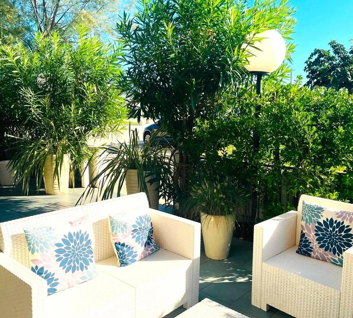 Hotel B&B Viamare Milano Marittima Italië